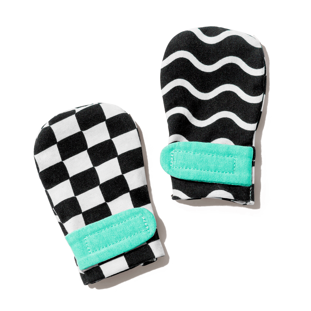 Black & White Mittens from The Looker Play Kit